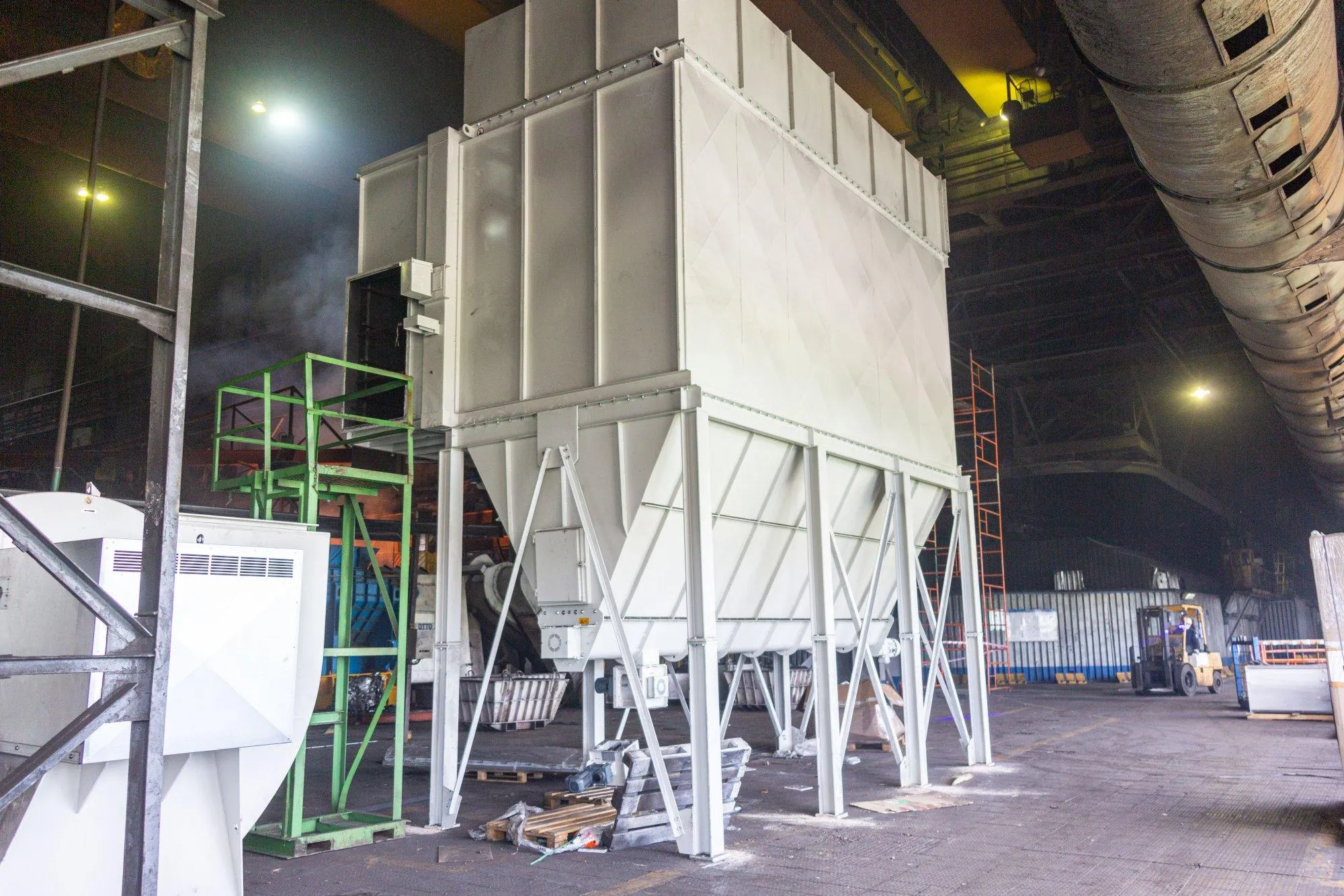 Новая вентиляционная установка на литейном заводе Новая вентиляционная установка на литейном заводе