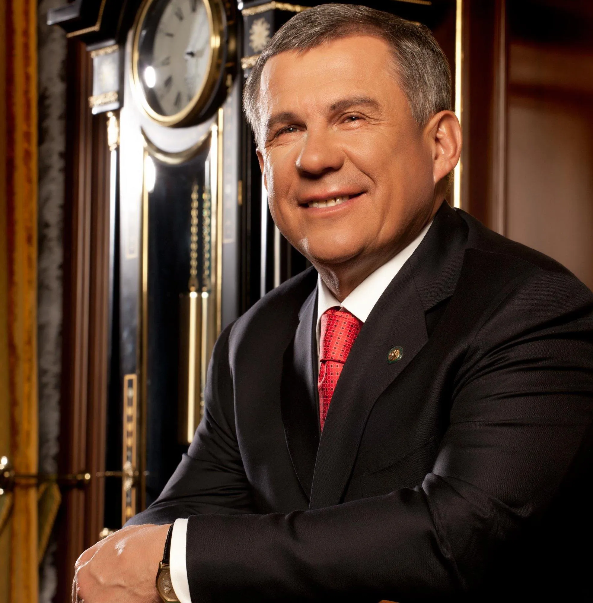 ПРЕЗИДЕНТ ТАТАРСТАНА ПОЗДРАВИЛ «КАМАЗ-МАСТЕР» ПРЕЗИДЕНТ ТАТАРСТАНА ПОЗДРАВИЛ «КАМАЗ-МАСТЕР»