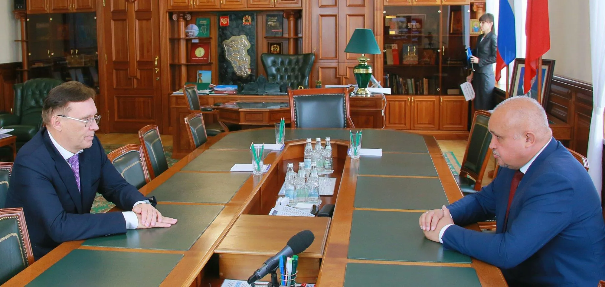 Сергей Когогин встретился с губернатором Кемеровской области Сергей Когогин встретился с губернатором Кемеровской области