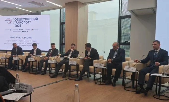 «СЭТранс» на форуме «Общественный транспорт 2025»