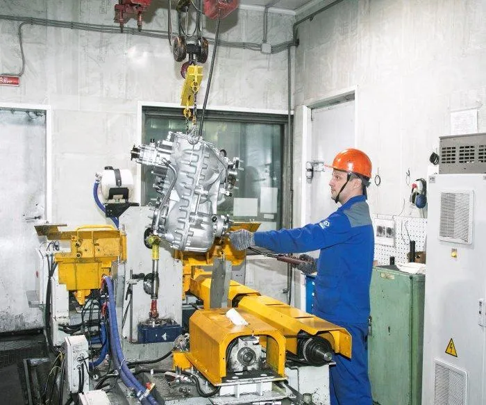 На заводе двигателей продолжается модернизация оборудования