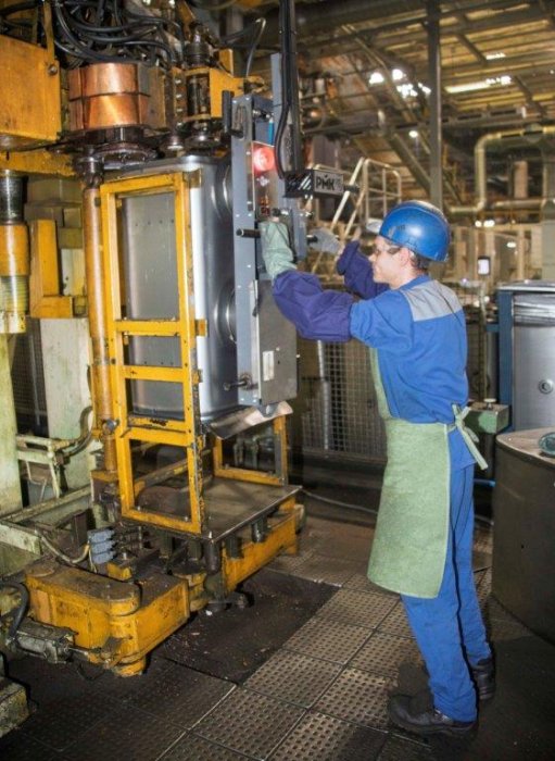 Модернизация цеха шасси прессово-рамного завода повысила производительность