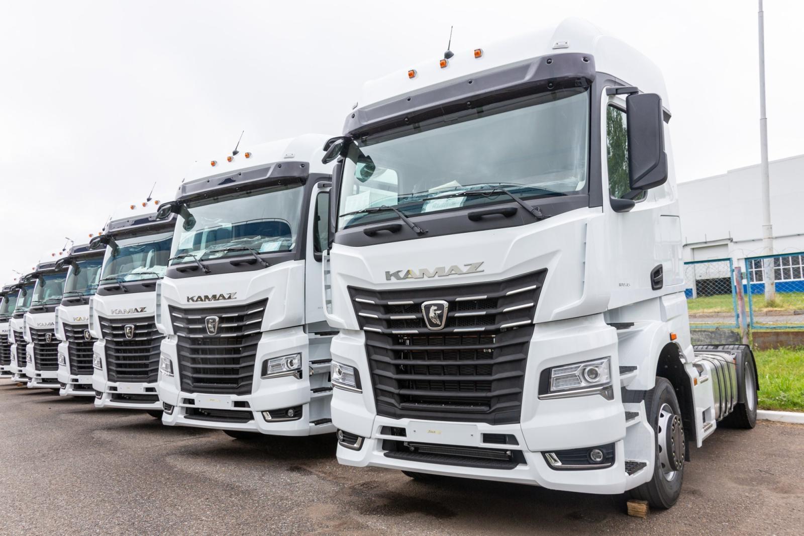 20 автомобилей КАМАЗ-54901 пополнили автопарк санкт-петербургского перевозчика 20 автомобилей КАМАЗ-54901 пополнили автопарк санкт-петербургского перевозчика