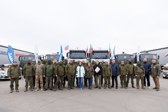 Гуманитарный груз от «КАМАЗа» передан бойцам СВО