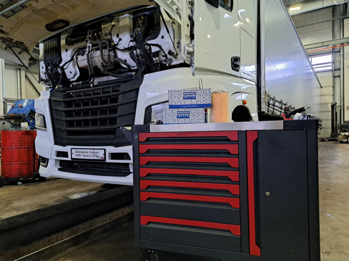 Преимущества официального сервиса КАМАЗ В Петербурге