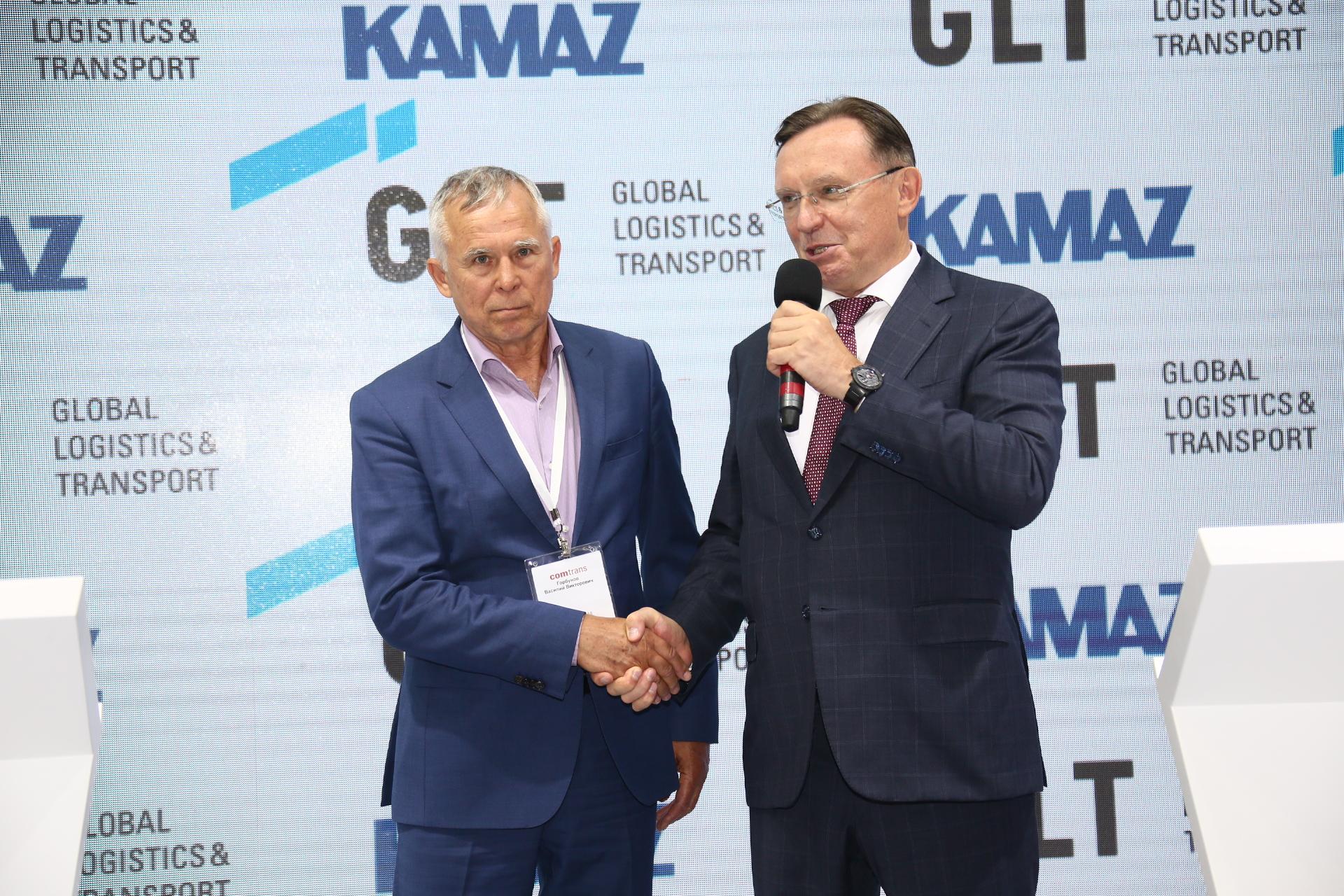 «КАМАЗ» и GLT подписали соглашение о приобретении тягачей нового поколения К5