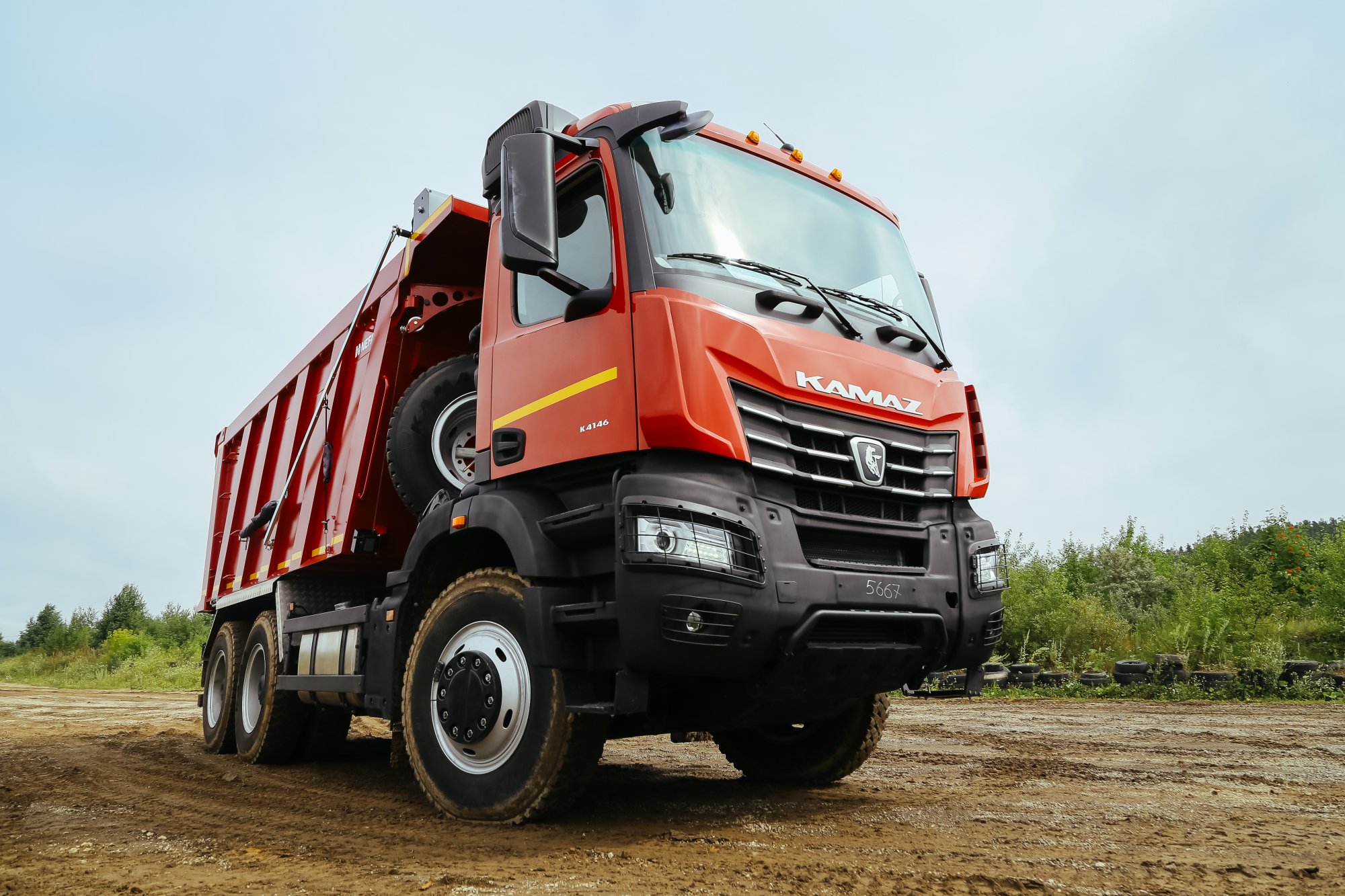Дорожно-строительная компания протестировала новейший самосвал КАМАЗ-6595 Дорожно-строительная компания протестировала новейший самосвал КАМАЗ-6595