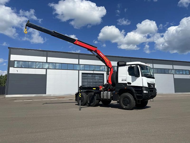 Седельный тягач КАМАЗ-65954 6х6 с КМУ Инман ИМ 240N