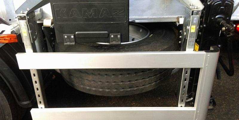 Самосвальный полуприцеп НЕФАЗ-9509-17-30 (30 куб.м)