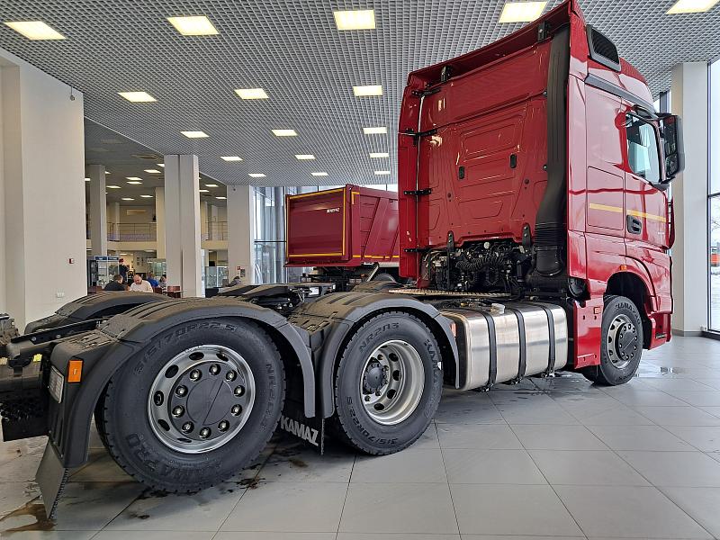 Седельный тягач KAMAZ-65659 ДОПОГ (ADR) | КАМАЗ-65659 6х2