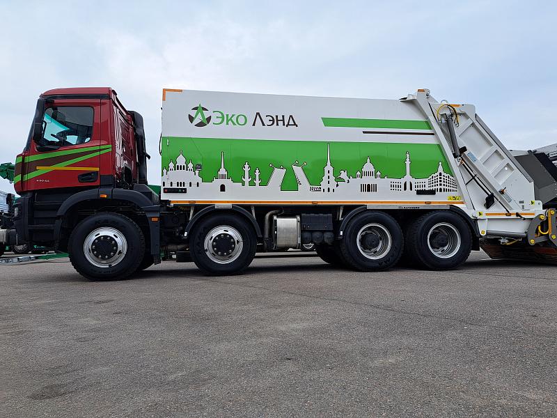 Мусоровоз на шасси KAMAZ-65951 8х4