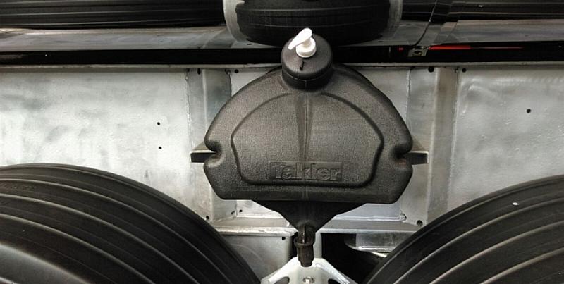 Самосвальный полуприцеп НЕФАЗ-9509-17-30 (30 куб.м)