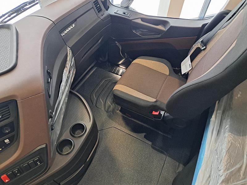 Седельный тягач KAMAZ-65659 ДОПОГ (ADR) | КАМАЗ-65659 6х2