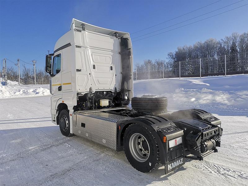 Седельный тягач KAMAZ-54901-70808-МА на КПГ | КАМАЗ-54901 на КПГ c ДОПОГ (ADR)