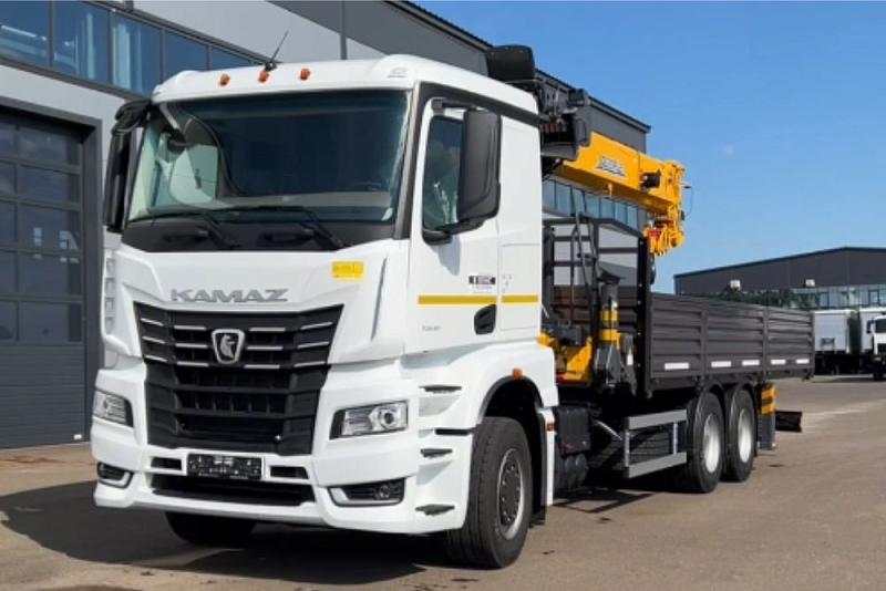 Бортовой автомобиль КАМАЗ 65657 (6x4) c КМУ XCMG SQS 350-5