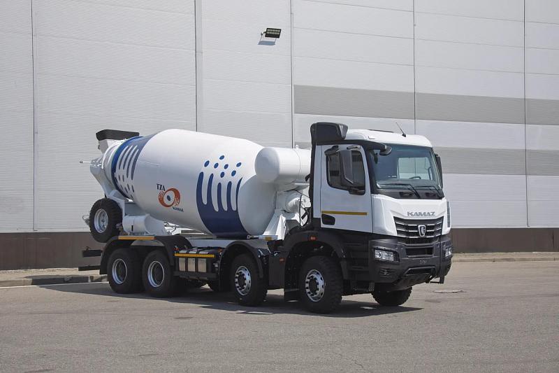 Автобетоносмеситель (АБС) КАМАЗ 581425 на шасси KAMAZ-65951 (8х4)