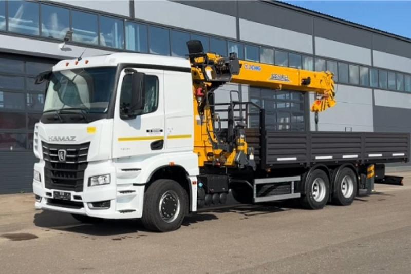 Бортовой автомобиль КАМАЗ 65657 (6x4) c КМУ XCMG SQS 350-5