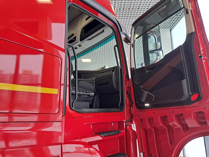 Седельный тягач KAMAZ-65659 ДОПОГ (ADR) | КАМАЗ-65659 6х2