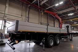 KAMAZ-65658 с крано-манипуляторной установкой