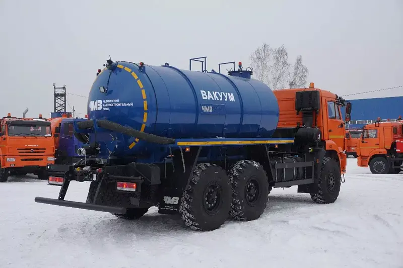 Вакуумная машина КАМАЗ 707406-773950-50 на шасси KAMAZ-43118-23027-50 (6х6)