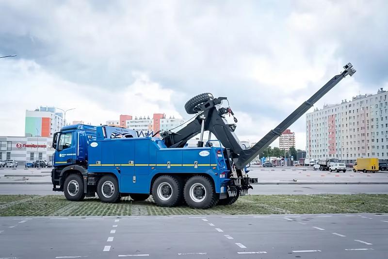 Автомобиль-эвакуатор КАМАЗ на базе шасси KAMAZ-65951 (8х4)