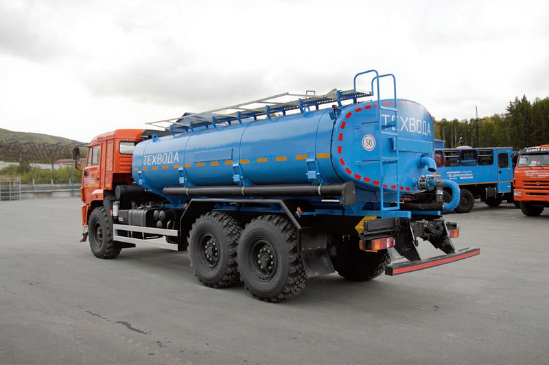 Автоцистерна КАМАЗ 4671-83027-48 на шасси KAMAZ 43118-3027-48 (6x6)
